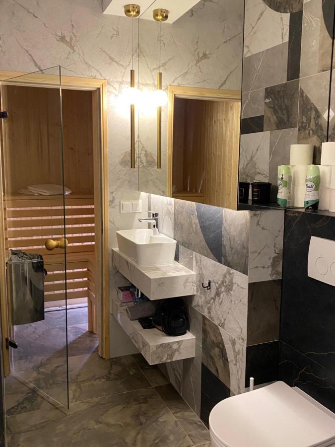 Family Sauna Teznia Apartment: Lakeside Retreat with Private Wellness Kielce Exterior photo