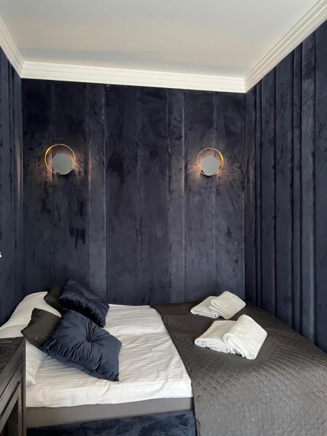 Family Sauna Teznia Apartment: Lakeside Retreat with Private Wellness Kielce Exterior photo
